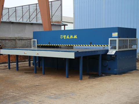 大吨位裁断机300T